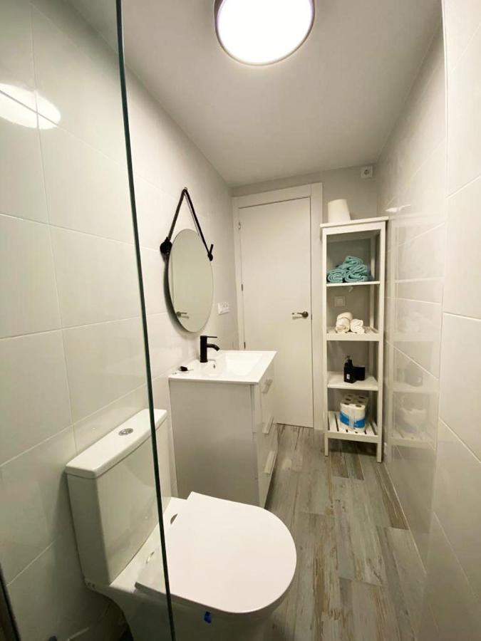 Malvarrosa Private Rooms In Shared Apartment Valencia Exteriör bild